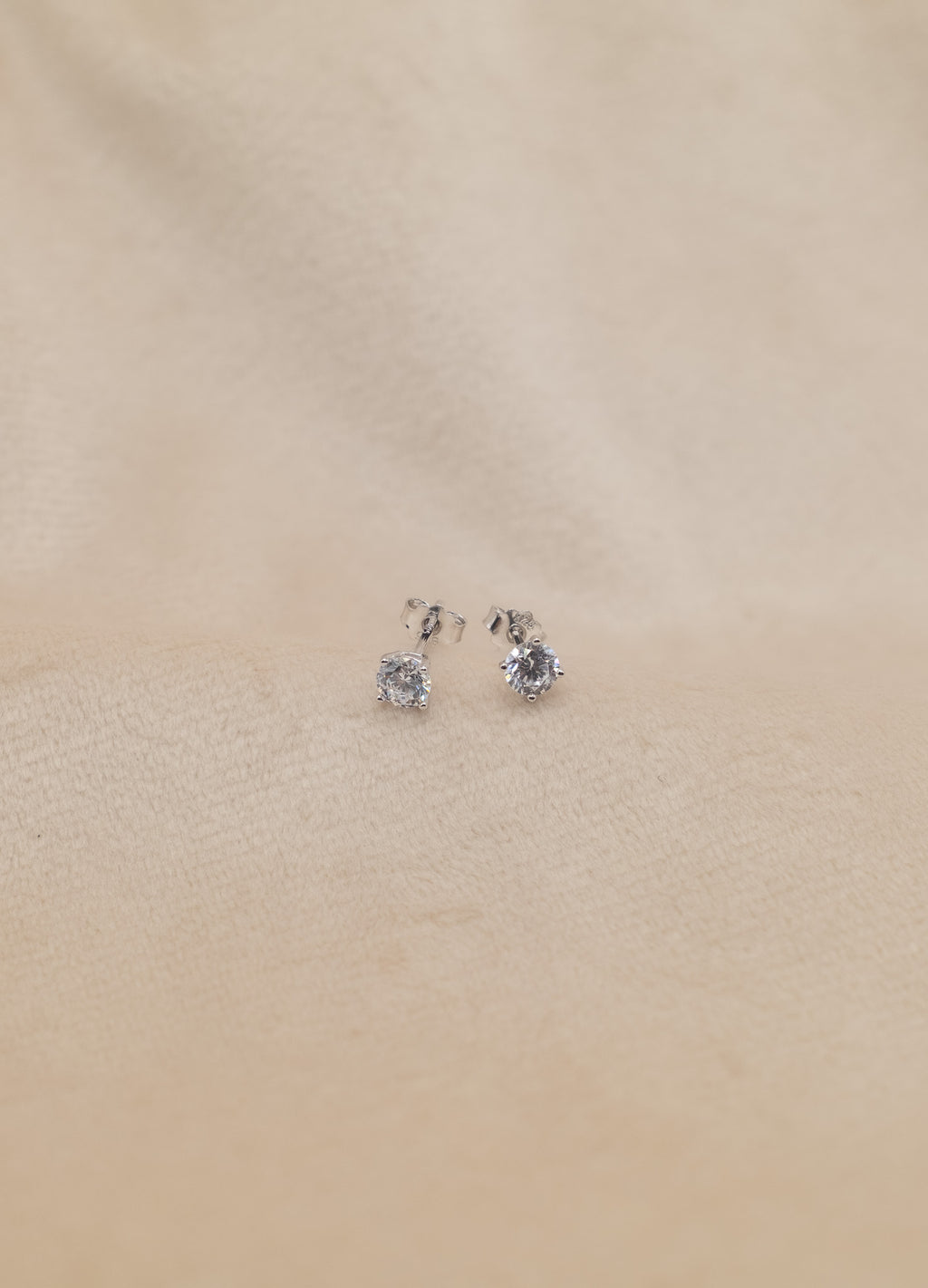The Solitaire Glow Earrings