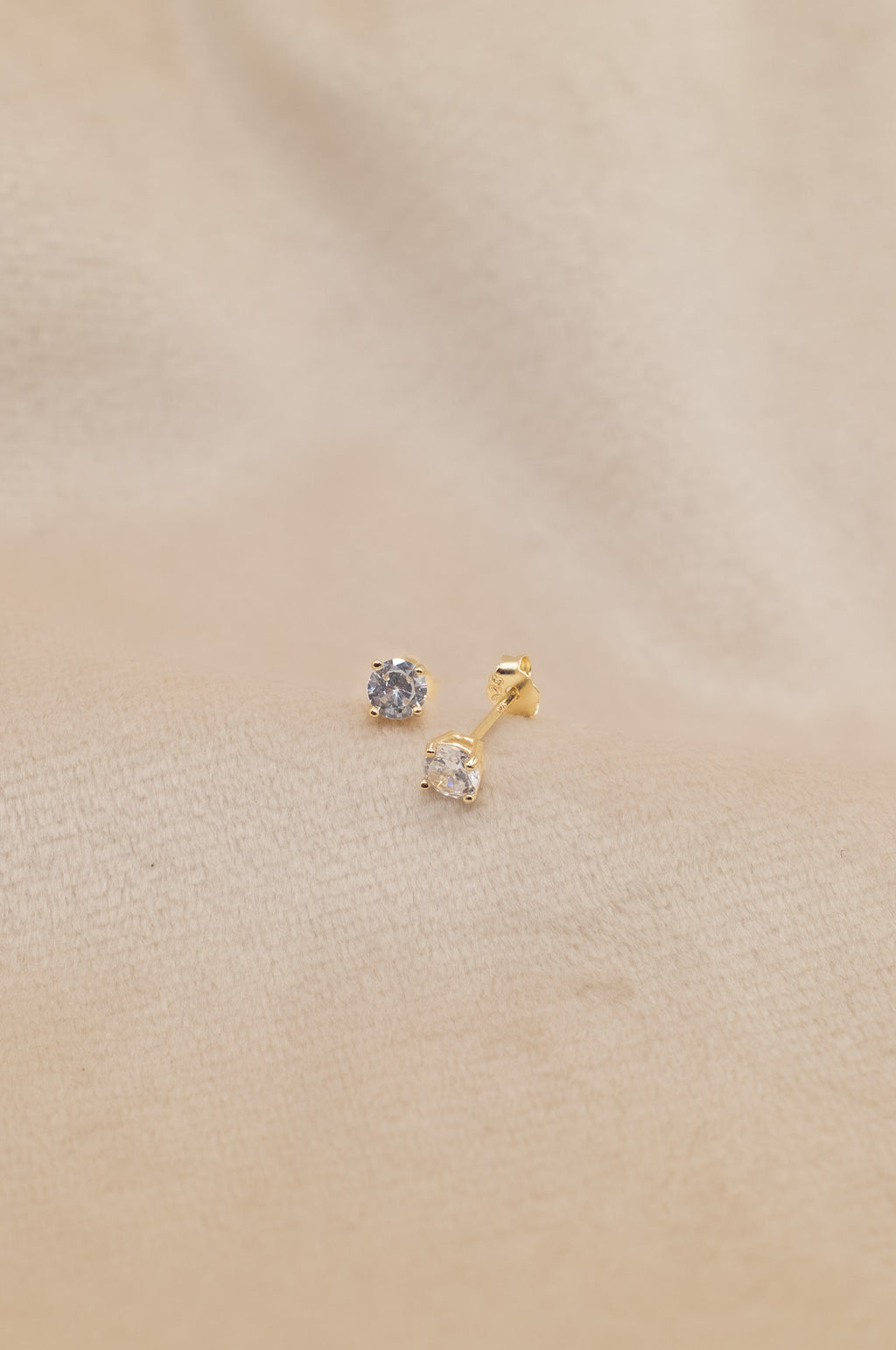 The Solitaire Glow Earrings