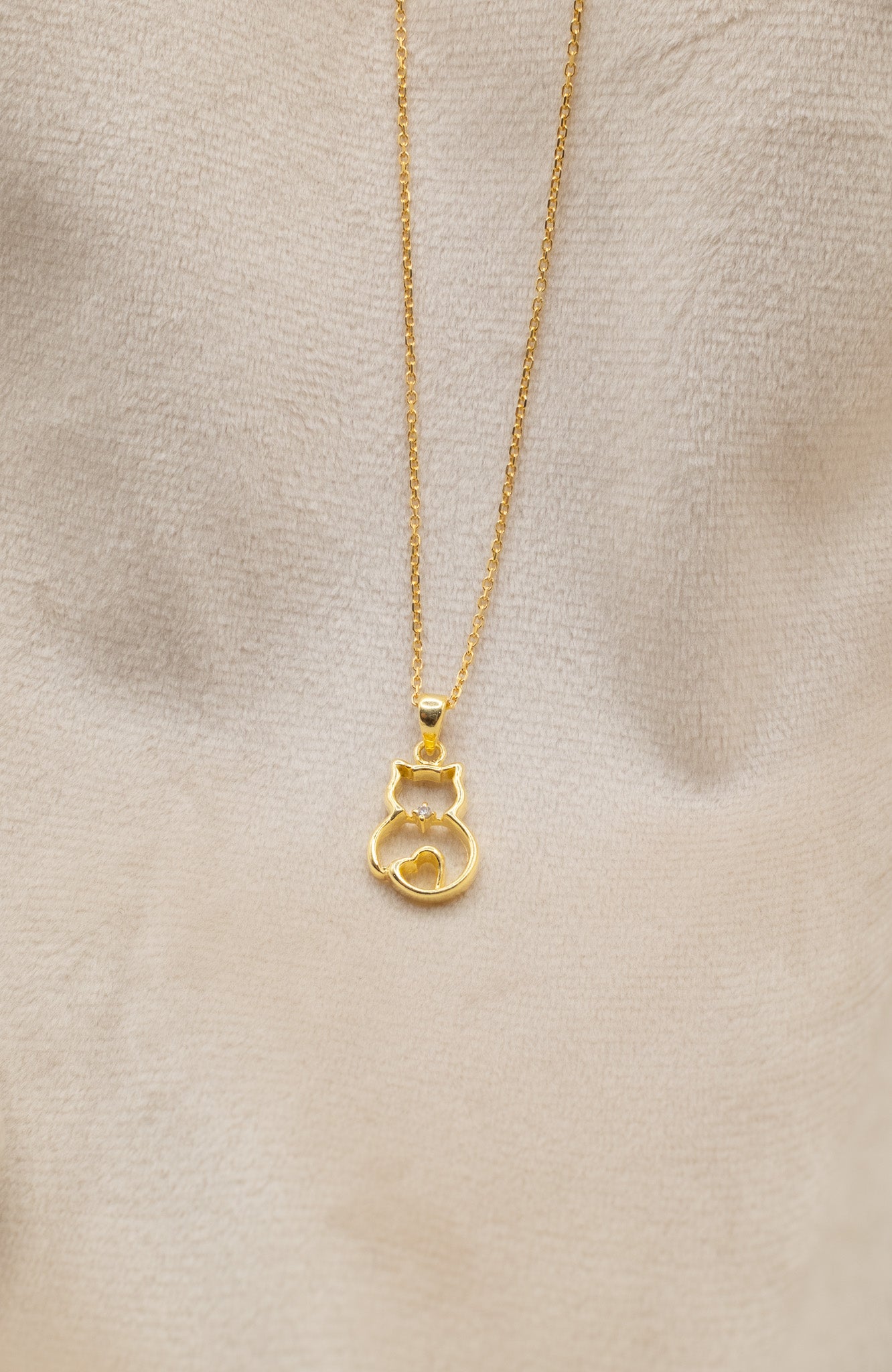 The Flurry Cat Pendant