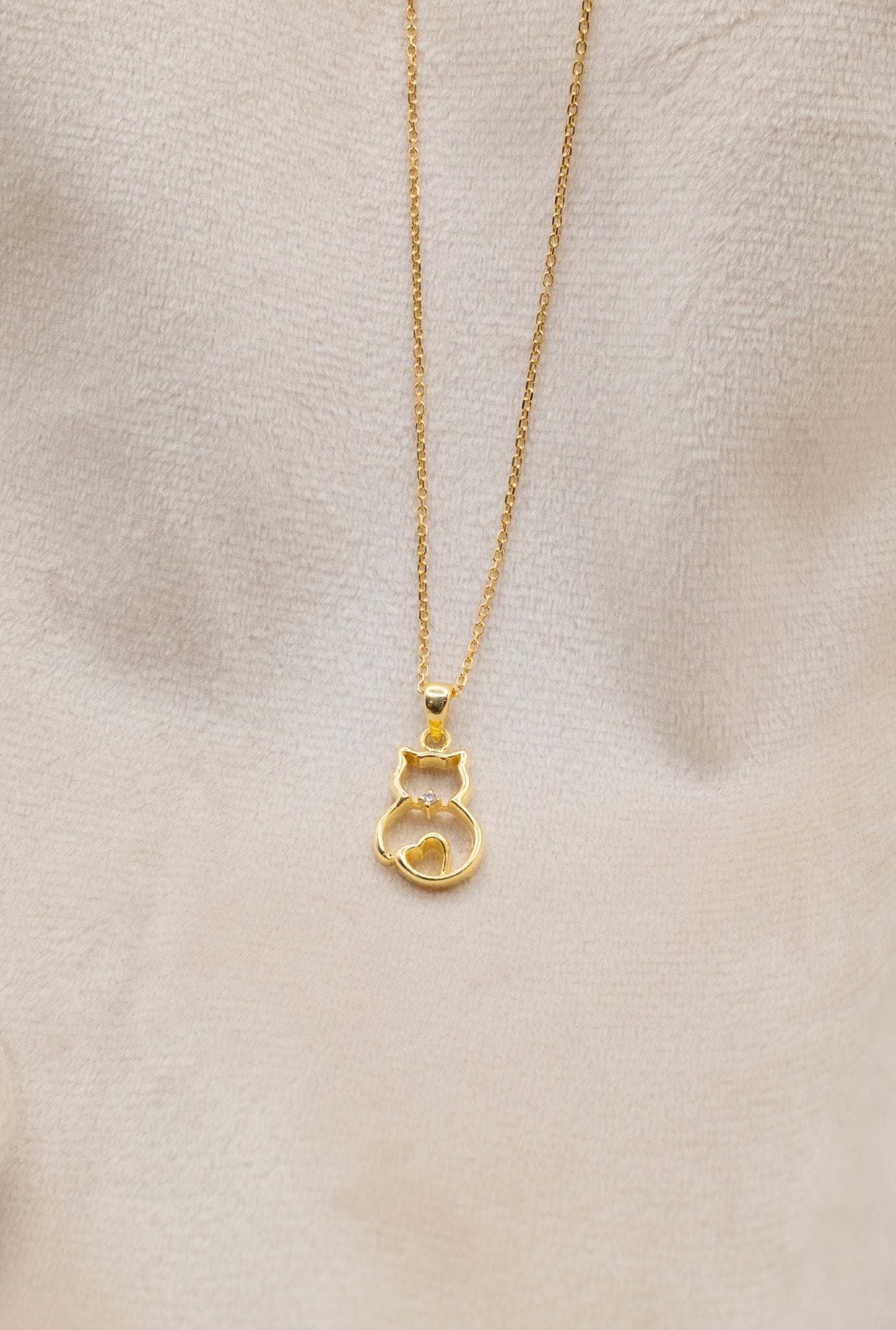 The Flurry Cat Pendant